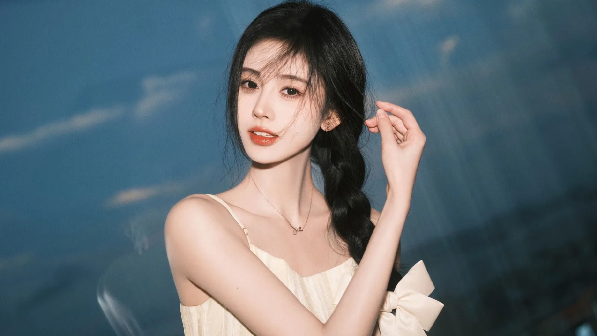 Cúc Tịnh Y là gương mặt quen thuộc của nhiều show truyền hình 