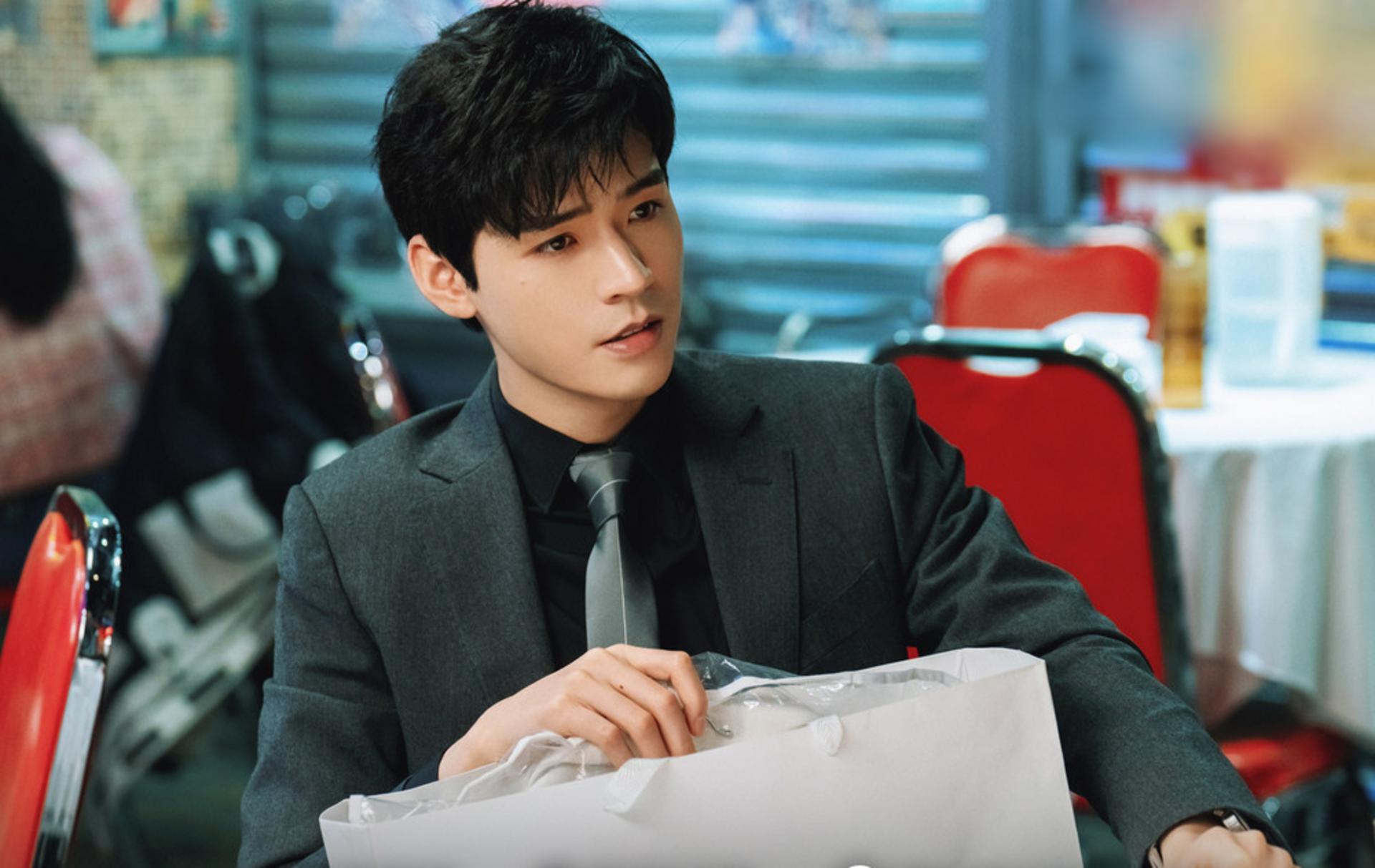 Gương mặt đắt show truyền hình thực tế Hoa Ngữ