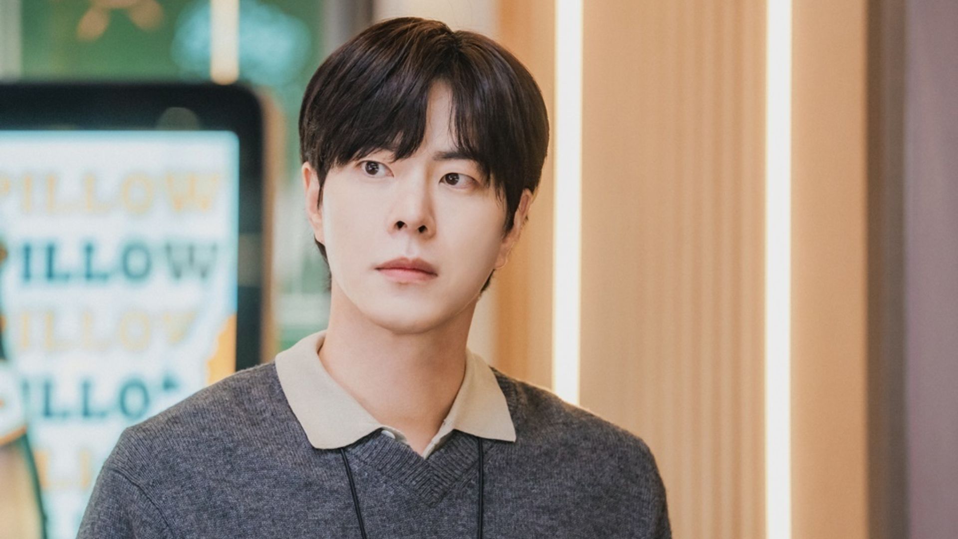 Min Uk từ tri kỷ lặng thầm thành người thương muộn màng