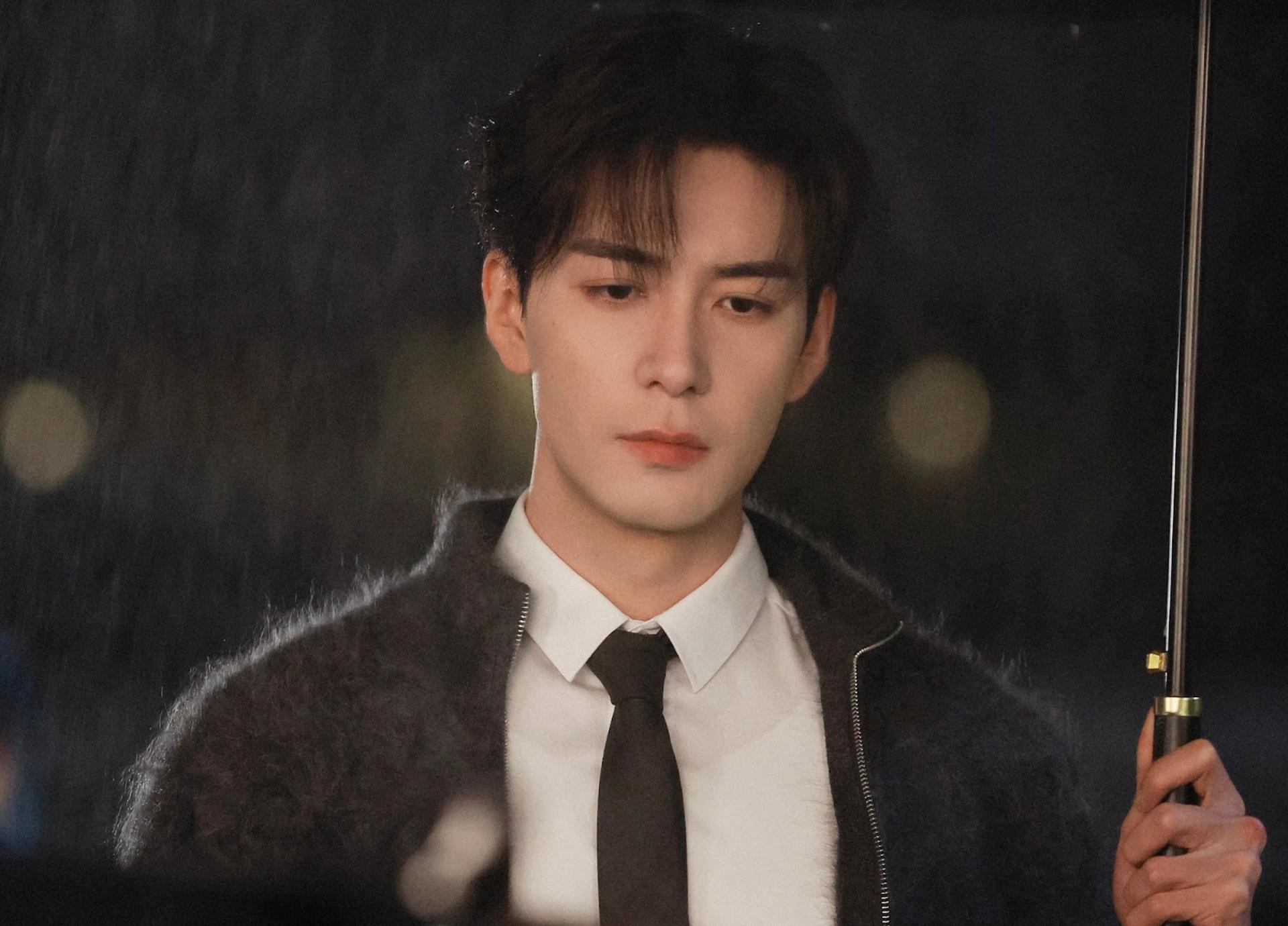 Trần Tinh Húc biến hóa khôn lường với thân phận kép Tiêu Trí Vũ