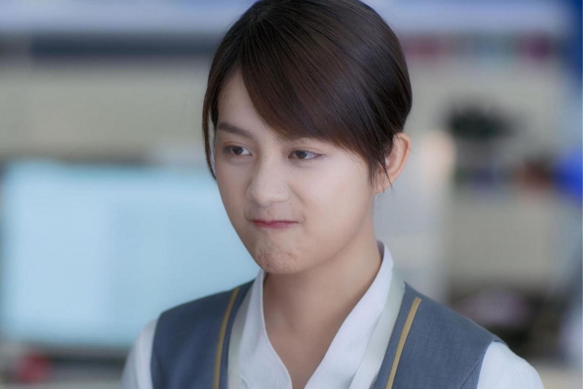 Lý Đình Đình cá tính trong vai bạn thân Triệu Tiểu Nhu