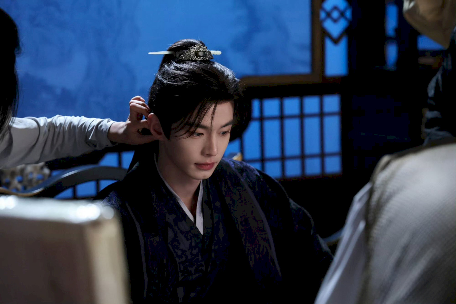 Hà Dữ hóa thân Tiêu Tĩnh Tây vương giả, thâm trầm và trọng trách