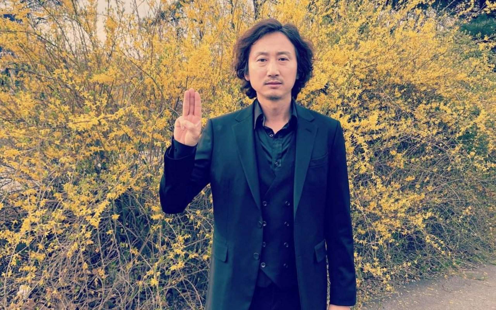 Kim Yong Woong khắc họa ấm áp hình ảnh người cha luôn thấu hiểu con gái