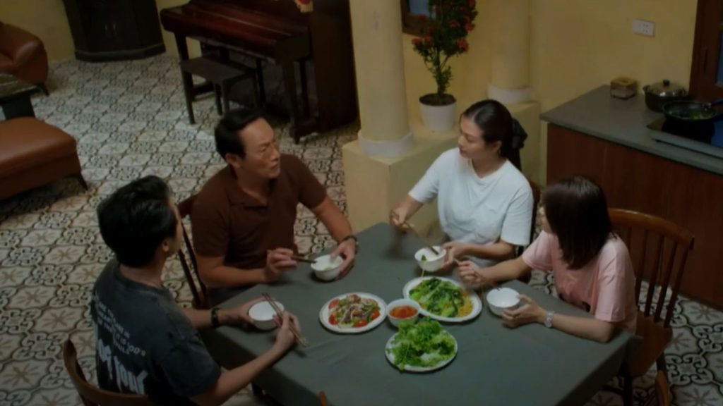 Gia đình trái dấu tập 20: Tiệm cơm "hồi sinh" sau cơn bão và kế hoạch nâng cấp quy chuẩn an toàn của Đức