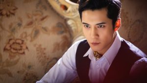 Hàn Đông Quân sở hữu ngoại hình nam tính, cuốn hút với gương mặt góc cạnh và đôi mắt biết diễn