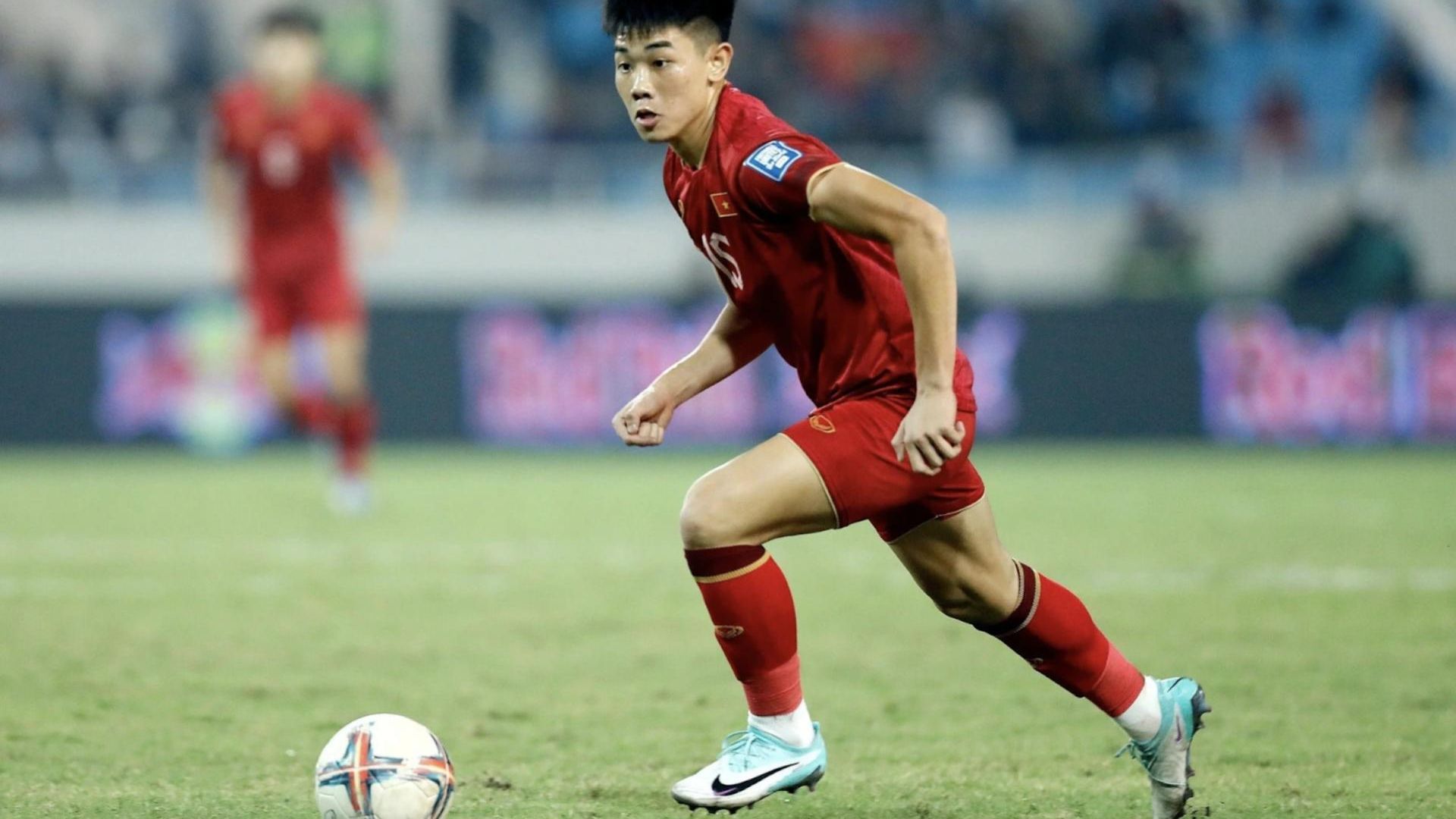 Nguyễn Đình Bắc đang bị chấn thương