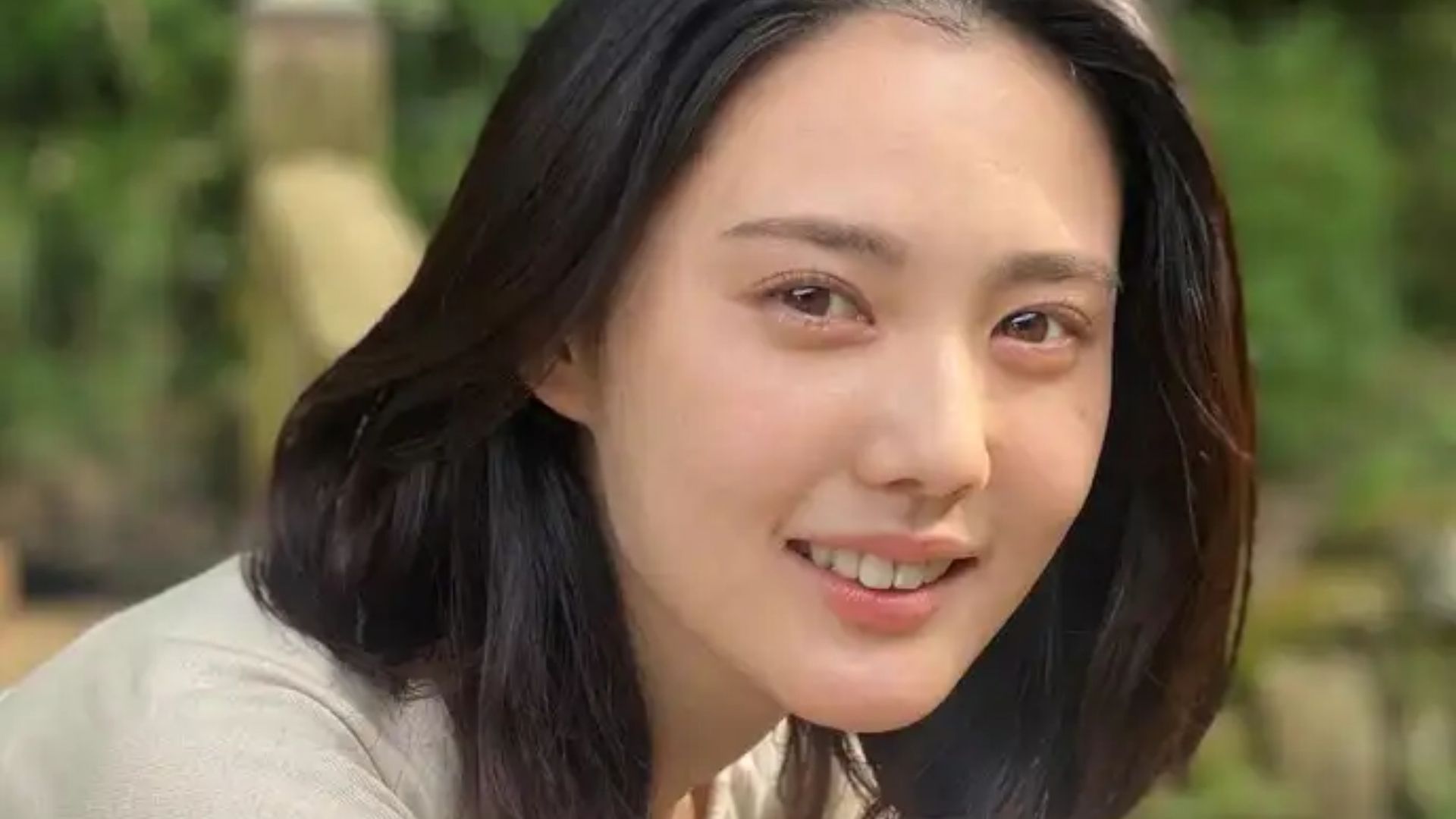 Senbon Karina và Niki Yumi vô tình tạo nên một sự phối hợp ăn ý không ngờ giữa không gian bận rộn của quán ramen