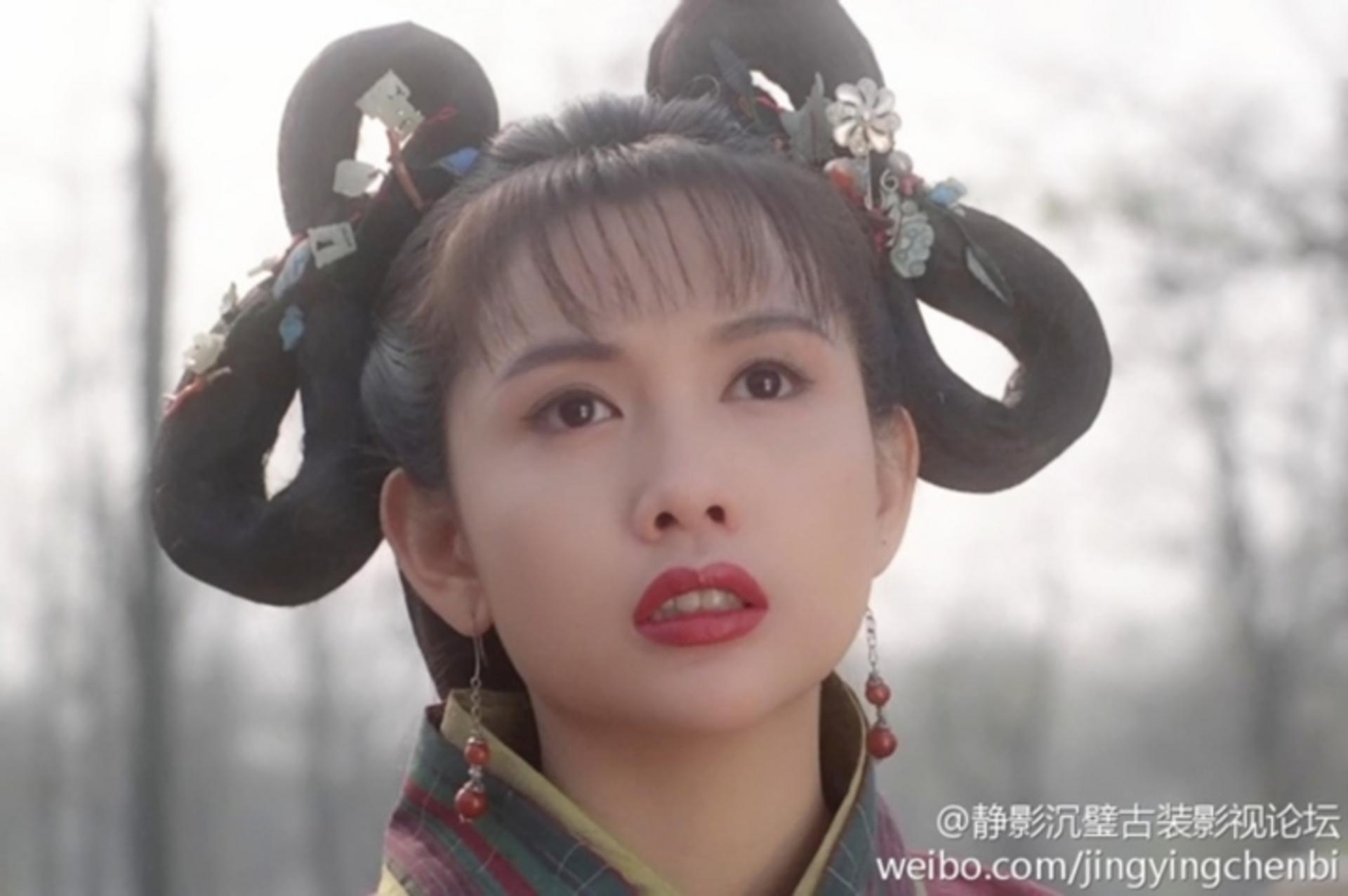 Vẻ đẹp thuần khiết nhất của mỹ nhân thời mới chớm nở.