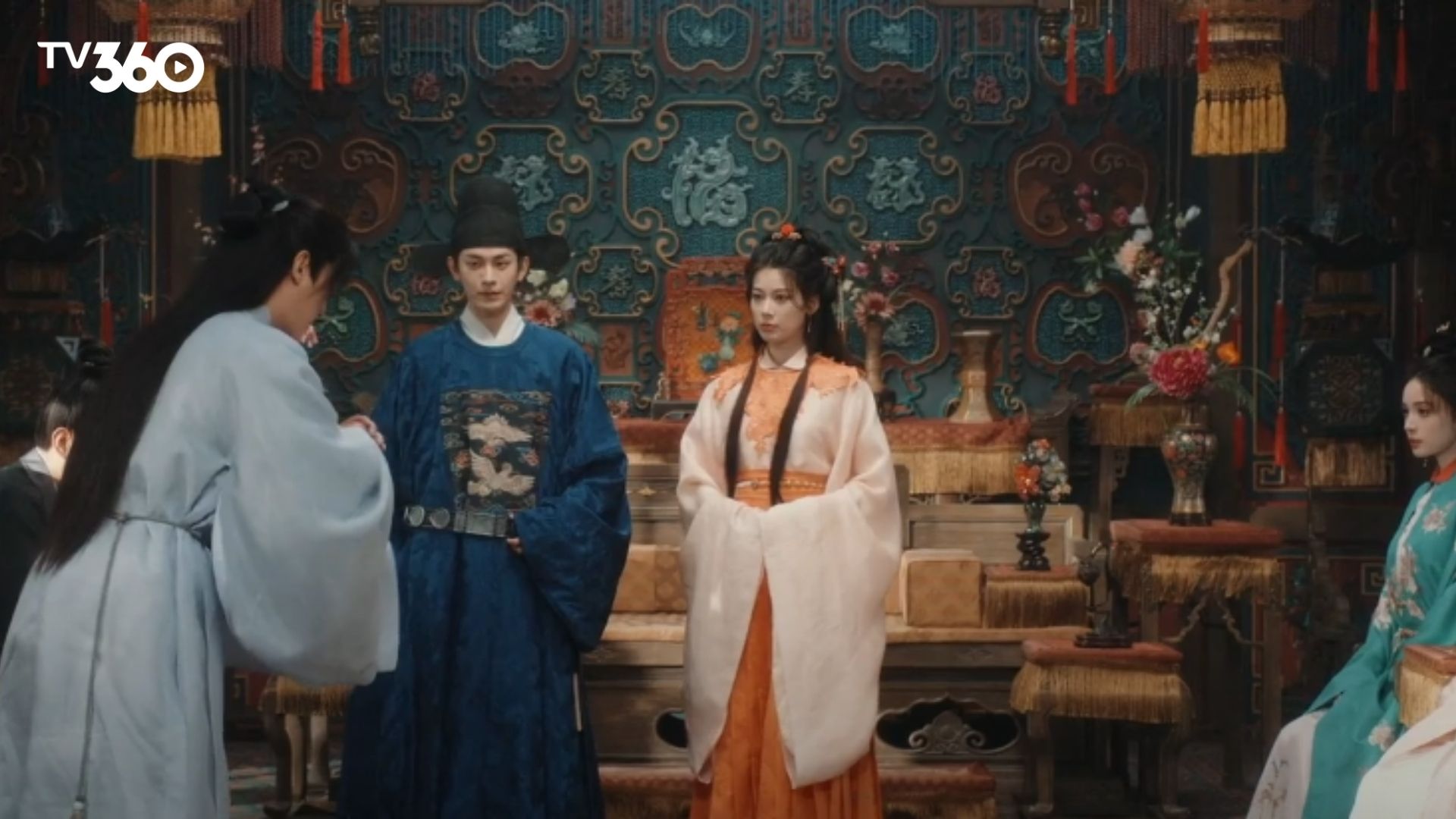 Lục Giang Lai và Vinh Thiện Bảo trao nhau lời thề nguyện trăm năm giữa không gian đồi trà bao la rực rỡ nắng vàng