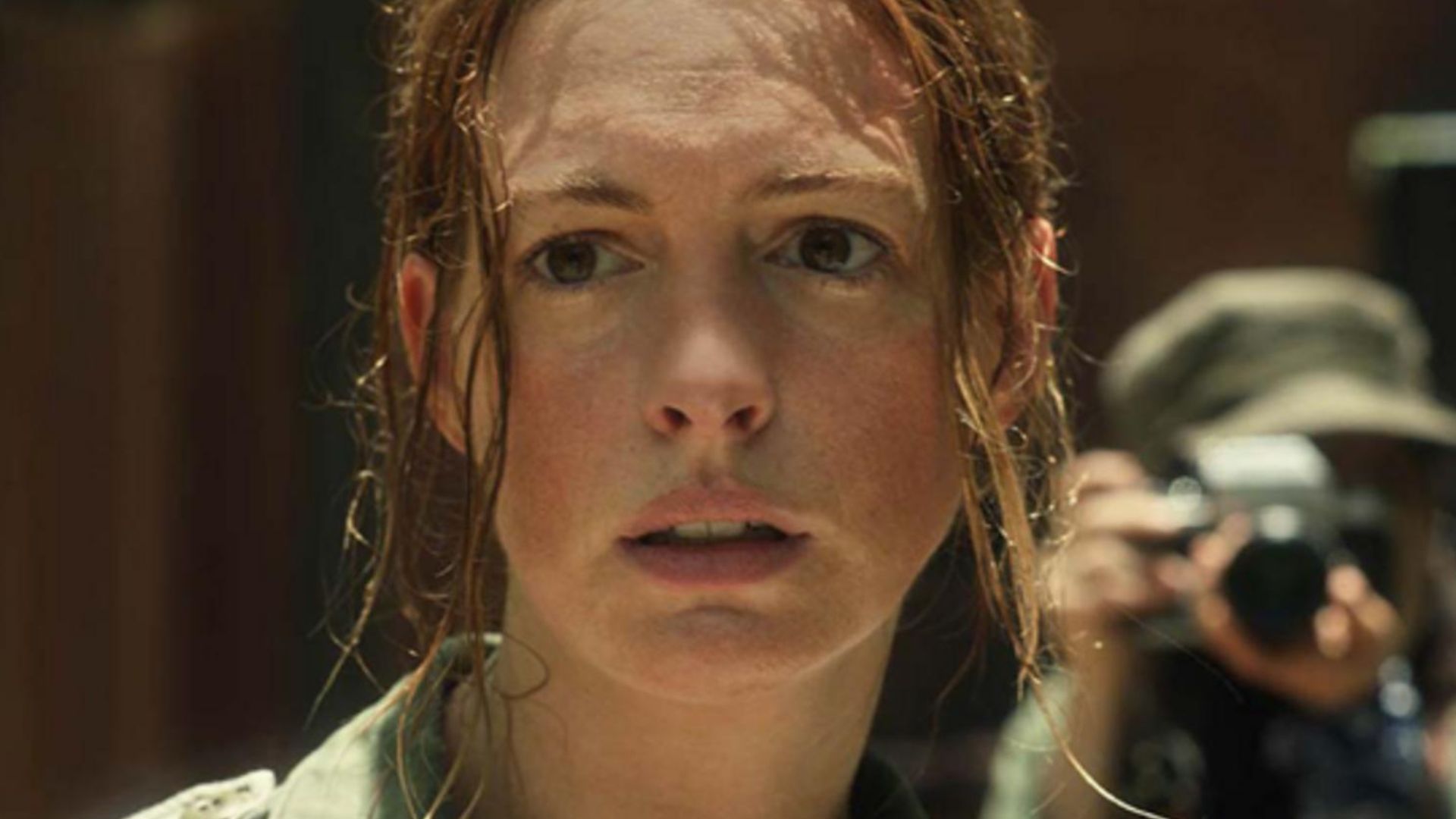 Ranh giới mong manh giữa nhiệm vụ chết chóc và tình yêu nồng cháy.