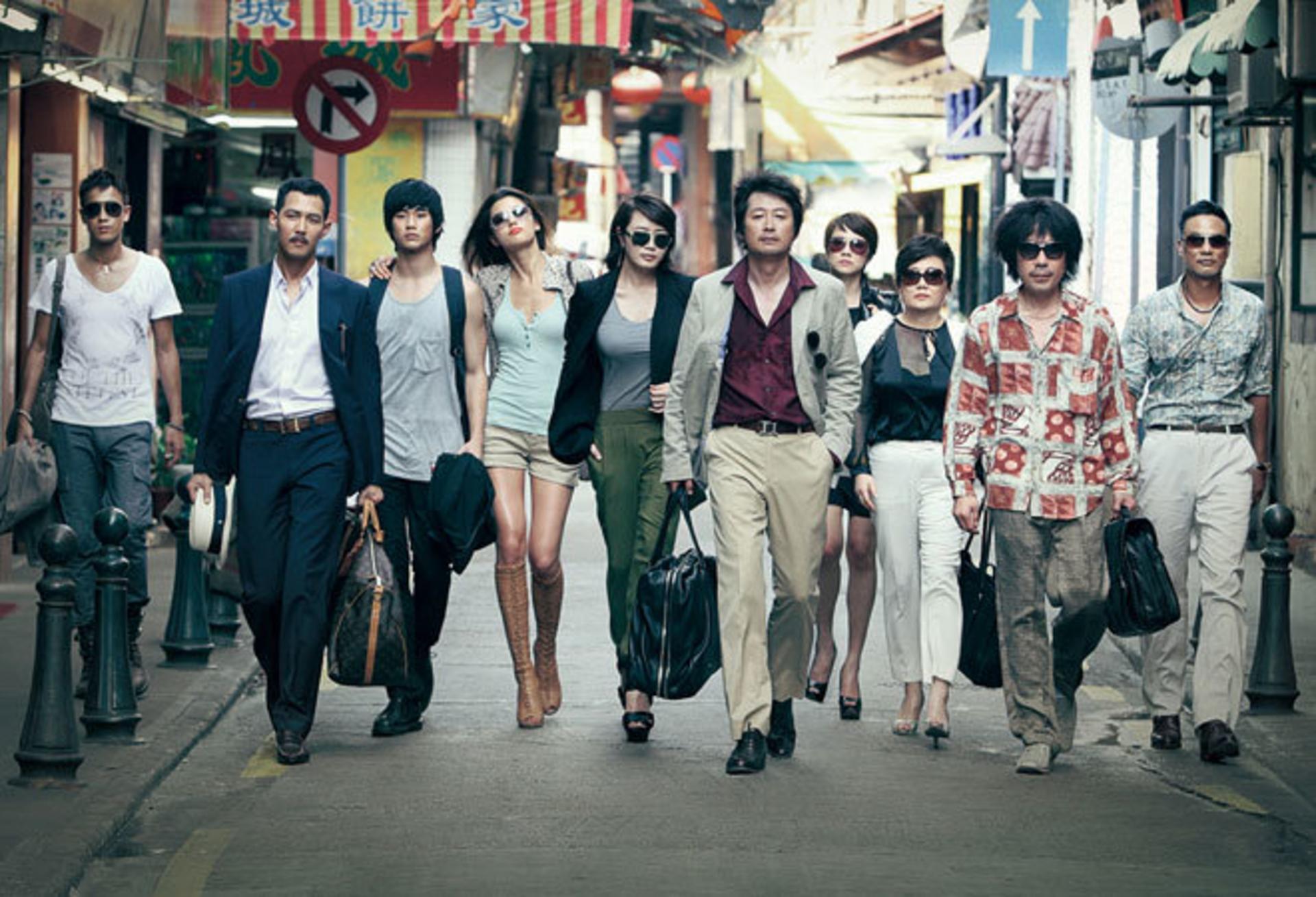 Sự kết hợp đầy rẫy sự ghét bỏ ban đầu của những tên trộm quyến rũ nhất châu Á.