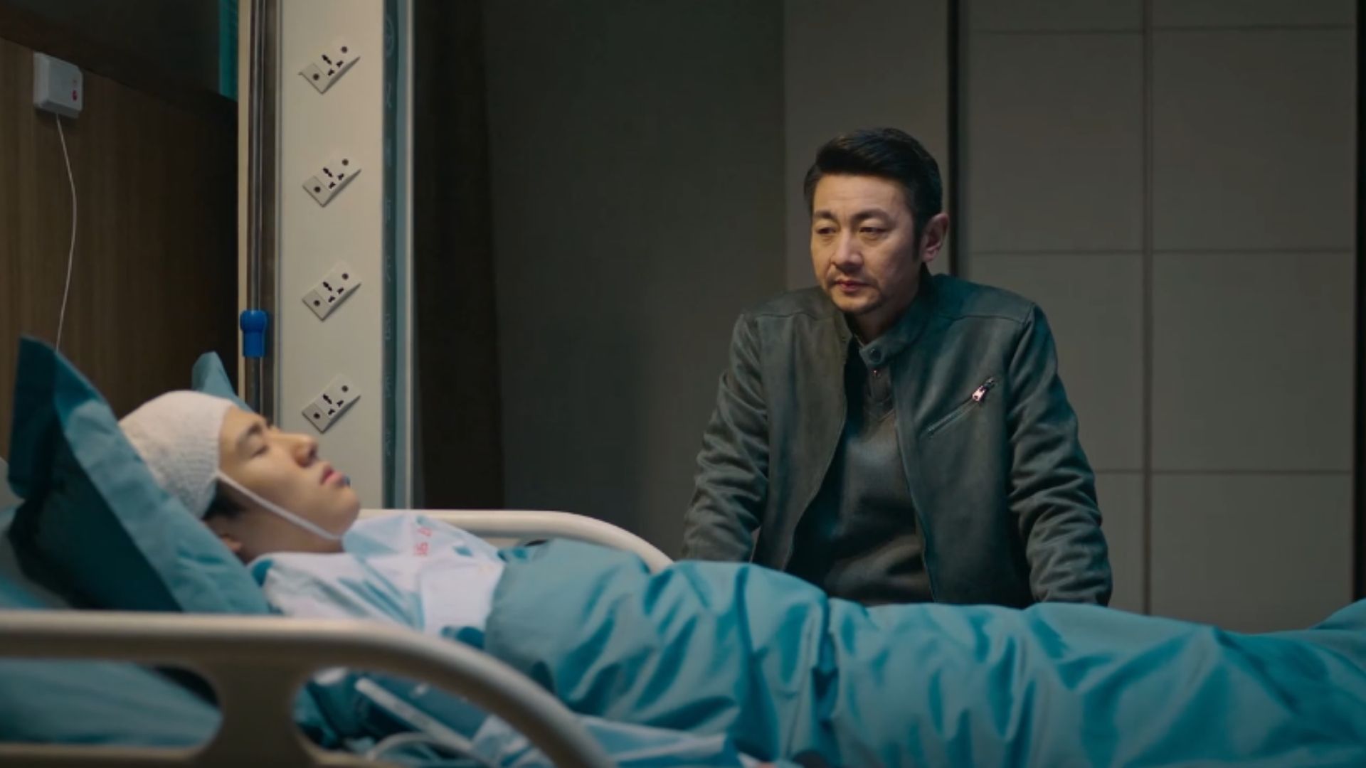 Văn Giang Yến miệt mài bên hệ thống phần mềm mới, kiến tạo lá chắn công nghệ bảo vệ sự bình yên bền vững cho thành phố