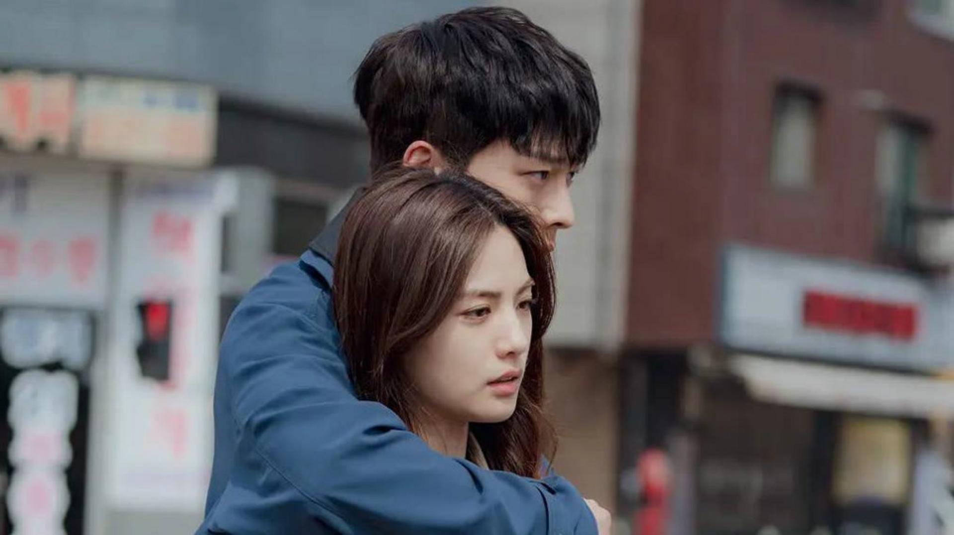 Mối tình đau thương giữa một kẻ giết thuê và một người bảo vệ pháp luật.