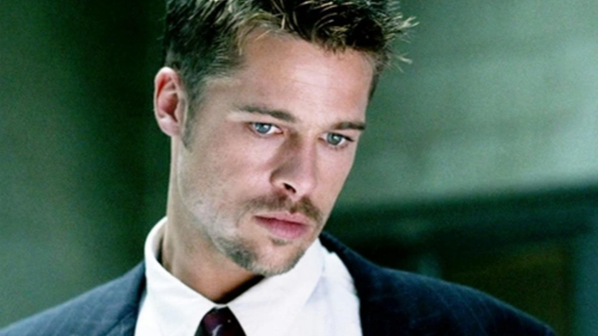 Càng đi sâu các nhân vật càng bị cuốn sâu vào vòng xoáy của quyền lực và tuyệt vọng