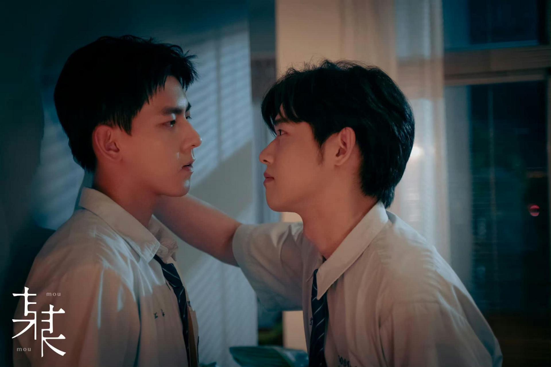 Một bộ phim đầy tình cảm với những tình huống căng thẳng, khám phá tình yêu và gia đình trong bối cảnh học đường