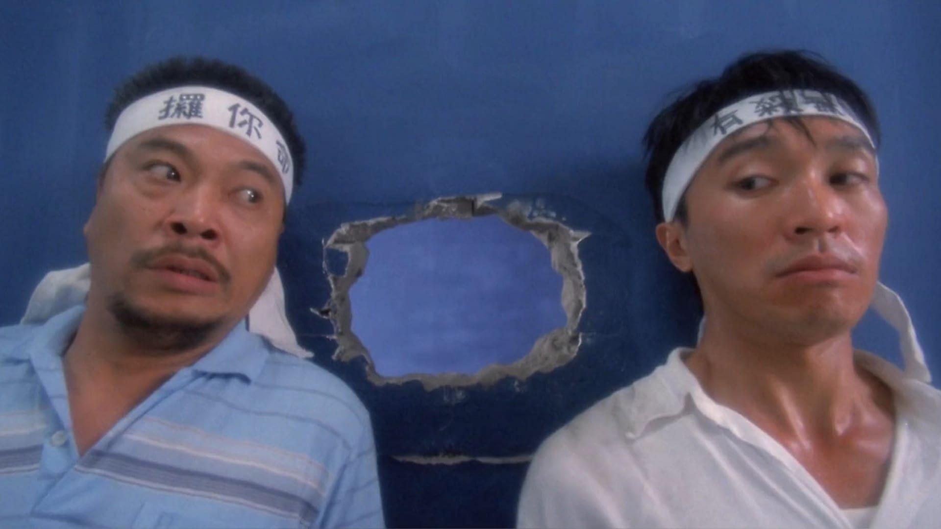 Hành trình hóa thân thành "siêu nhân" bảo vệ người yêu của chàng trai nghèo khờ khạo.