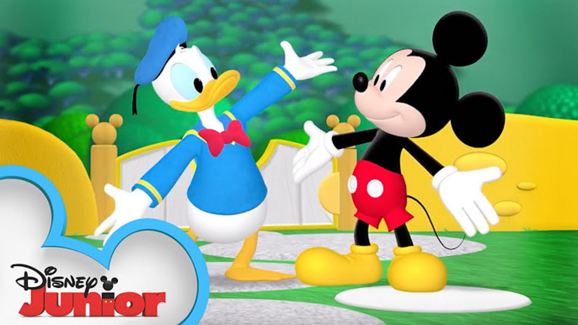 Học tiếng Anh tương tác trực tiếp cùng người bạn chuột Mickey huyền thoại.