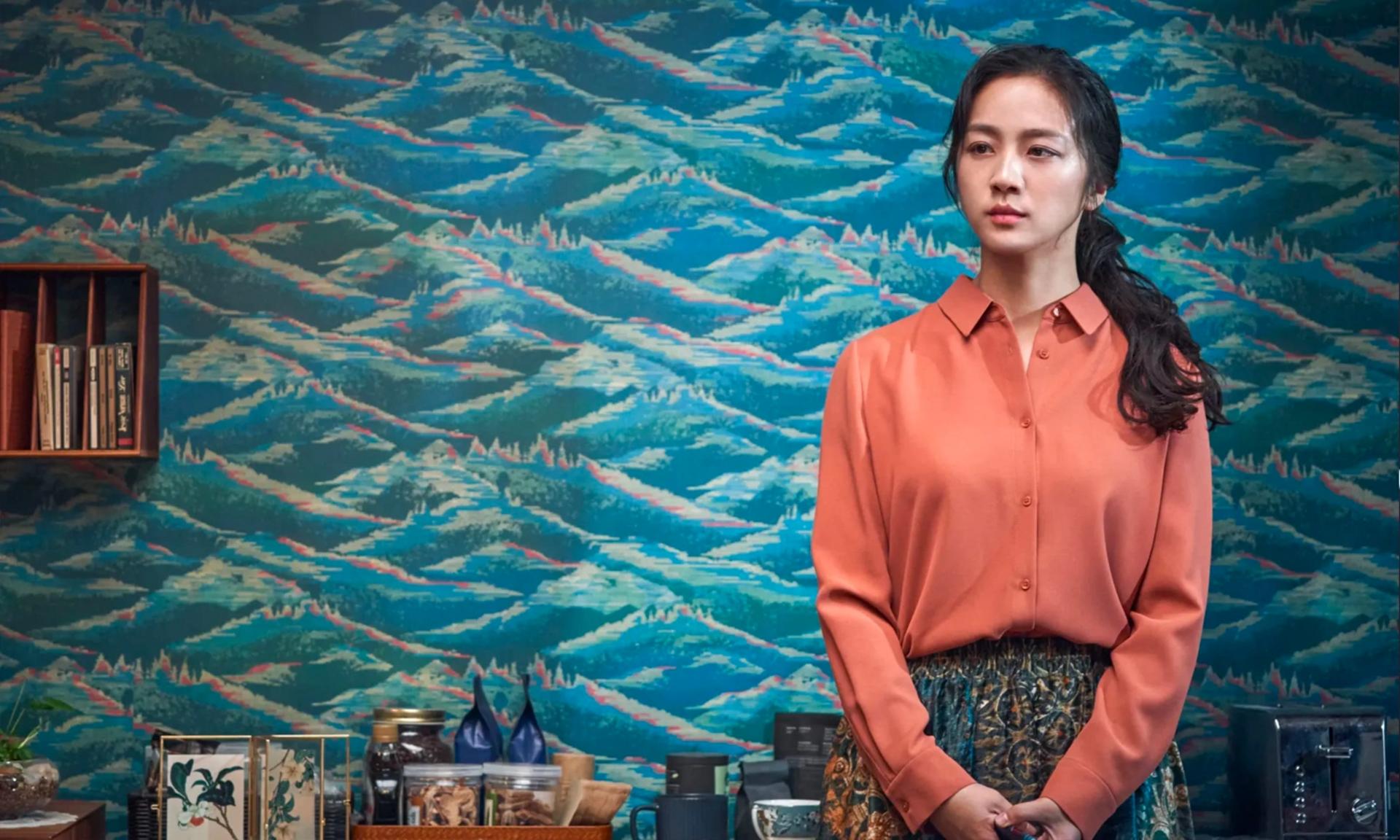 Kiệt tác điện ảnh về một tình yêu bị cấm đoán ẩn sau những vụ án bí ẩn.