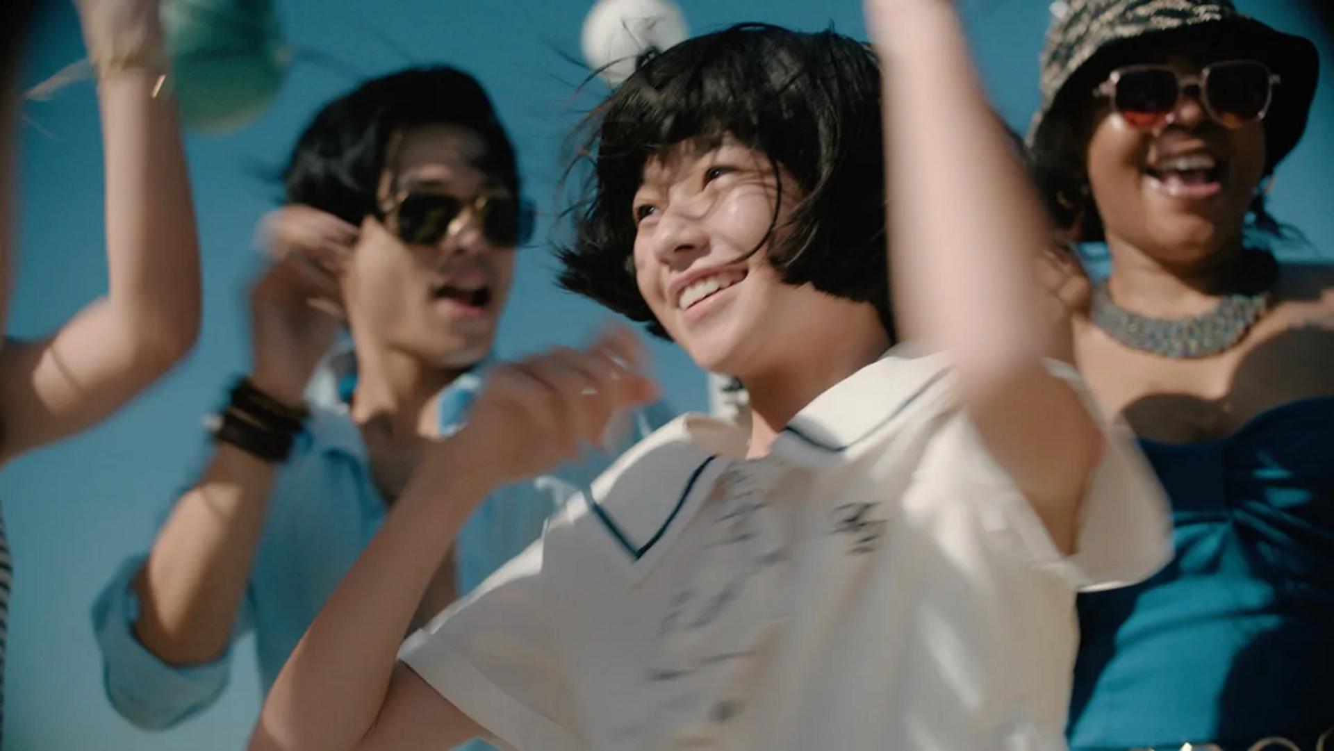 Một bức tranh lay động về cách tâm hồn trẻ thơ tự chữa lành giữa một thế giới quá đỗi vội vã.