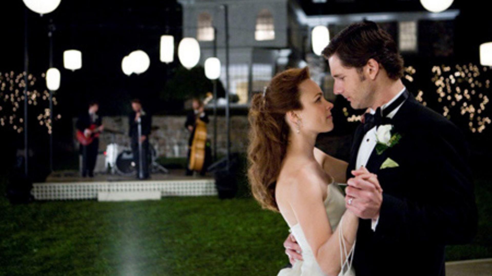 Phim nổi bật với câu chuyện giàu cảm xúc về sự kiên nhẫn, hy sinh và sức bền của tình yêu