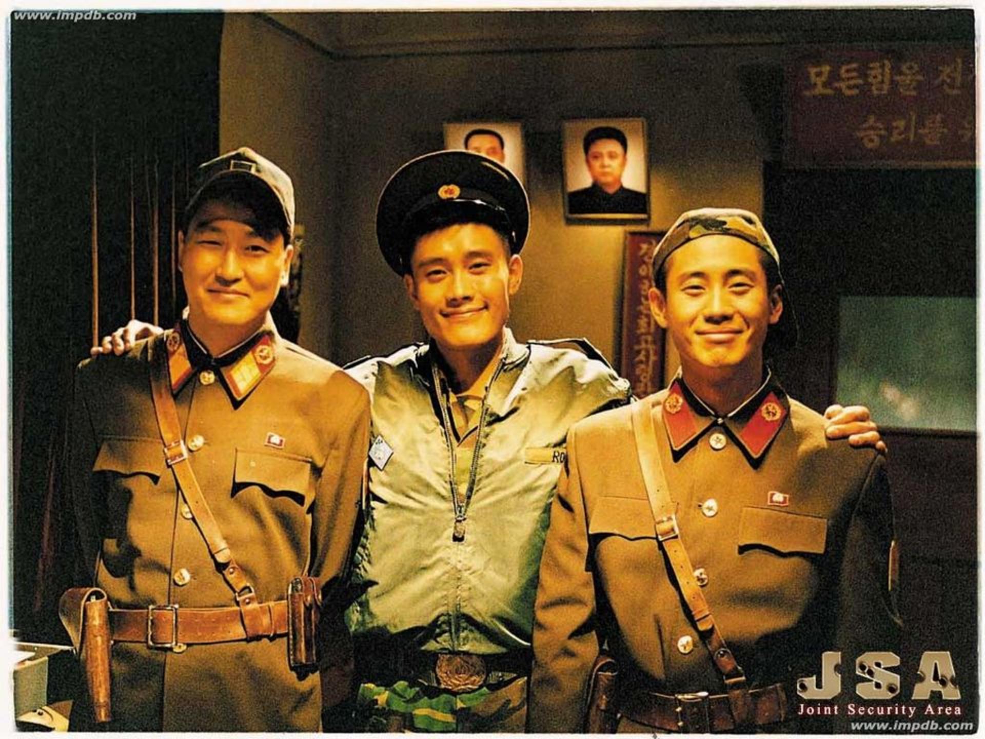 Tuyệt tác điện ảnh lột tả sự tàn nghiệt của chính trị đè nặng lên tình người.