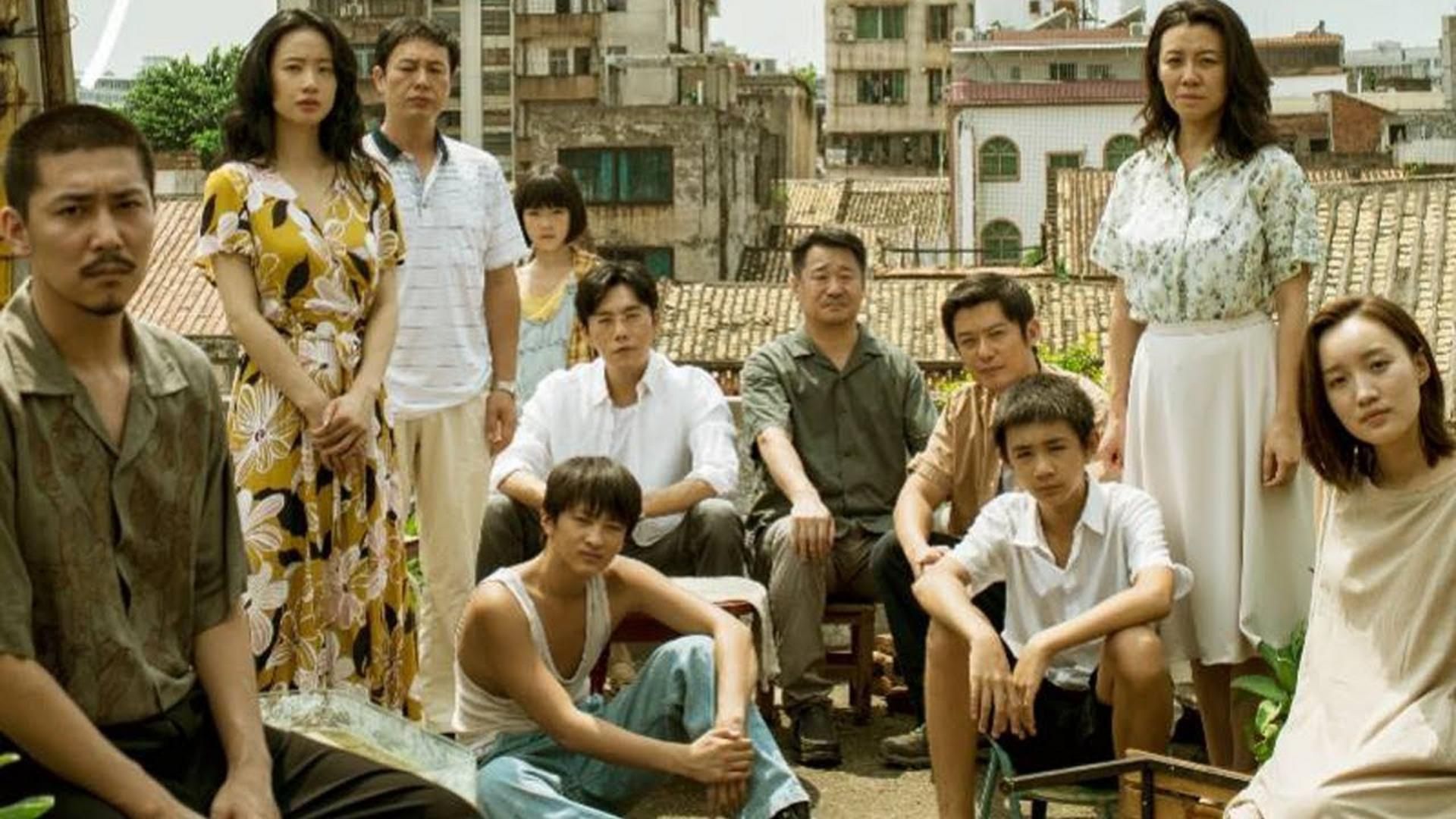 Bộ phim xoay quanh sự thờ ơ của người lớn với những đứa trẻ