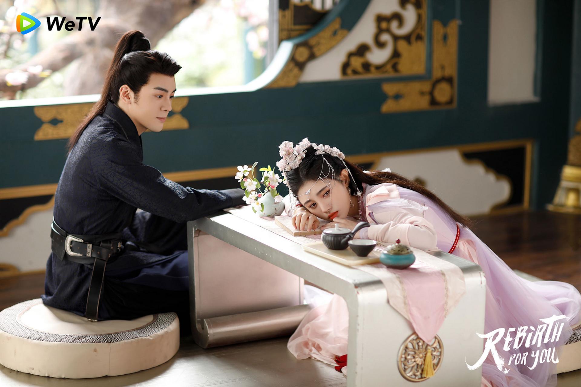 Cuộc chiến vì tình yêu và sự tự do nấp sau bức tường thành quyền lực.