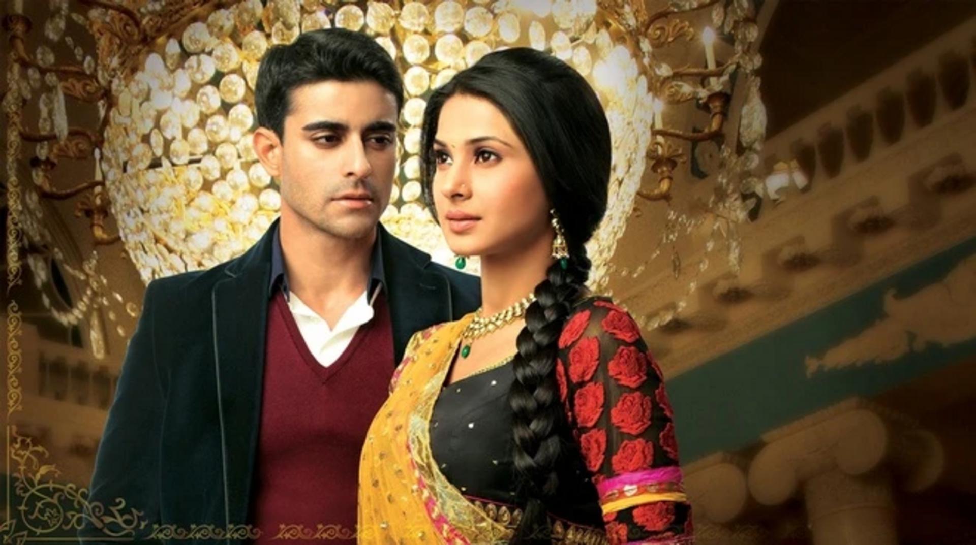 Siêu phẩm truyền hình gây sốt bởi vẻ đẹp của dàn diễn viên và cốt truyện kịch tính.