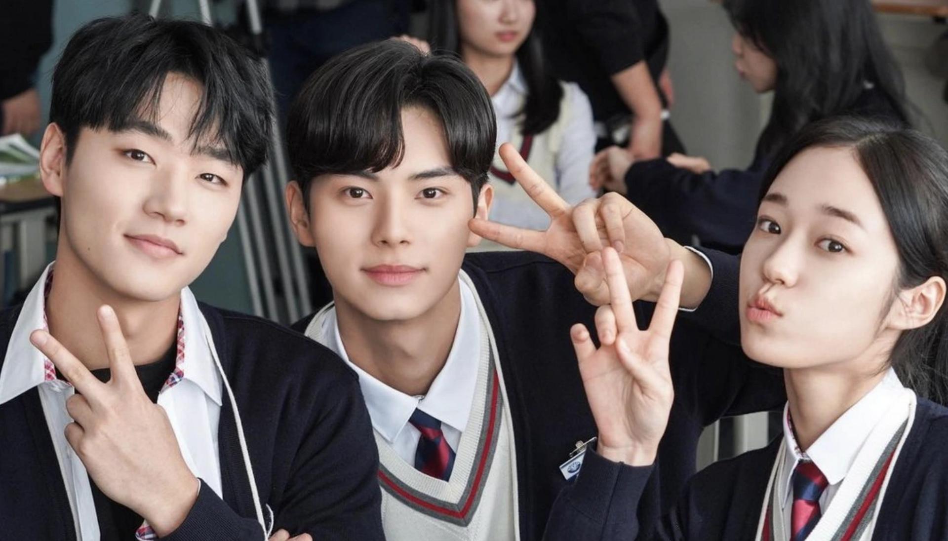 Bộ phim gây bất ngờ bởi sự kết hợp duyên dáng của dàn diễn viên thực lực và kịch bản gần gũi.