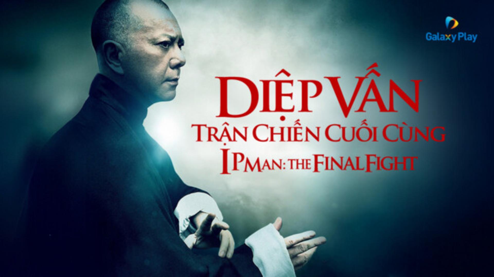 Võ sư Diệp Vấn trong một tư thế Vịnh Xuân quyền đặc trưng, với ánh mắt điềm tĩnh và đầy nội lực