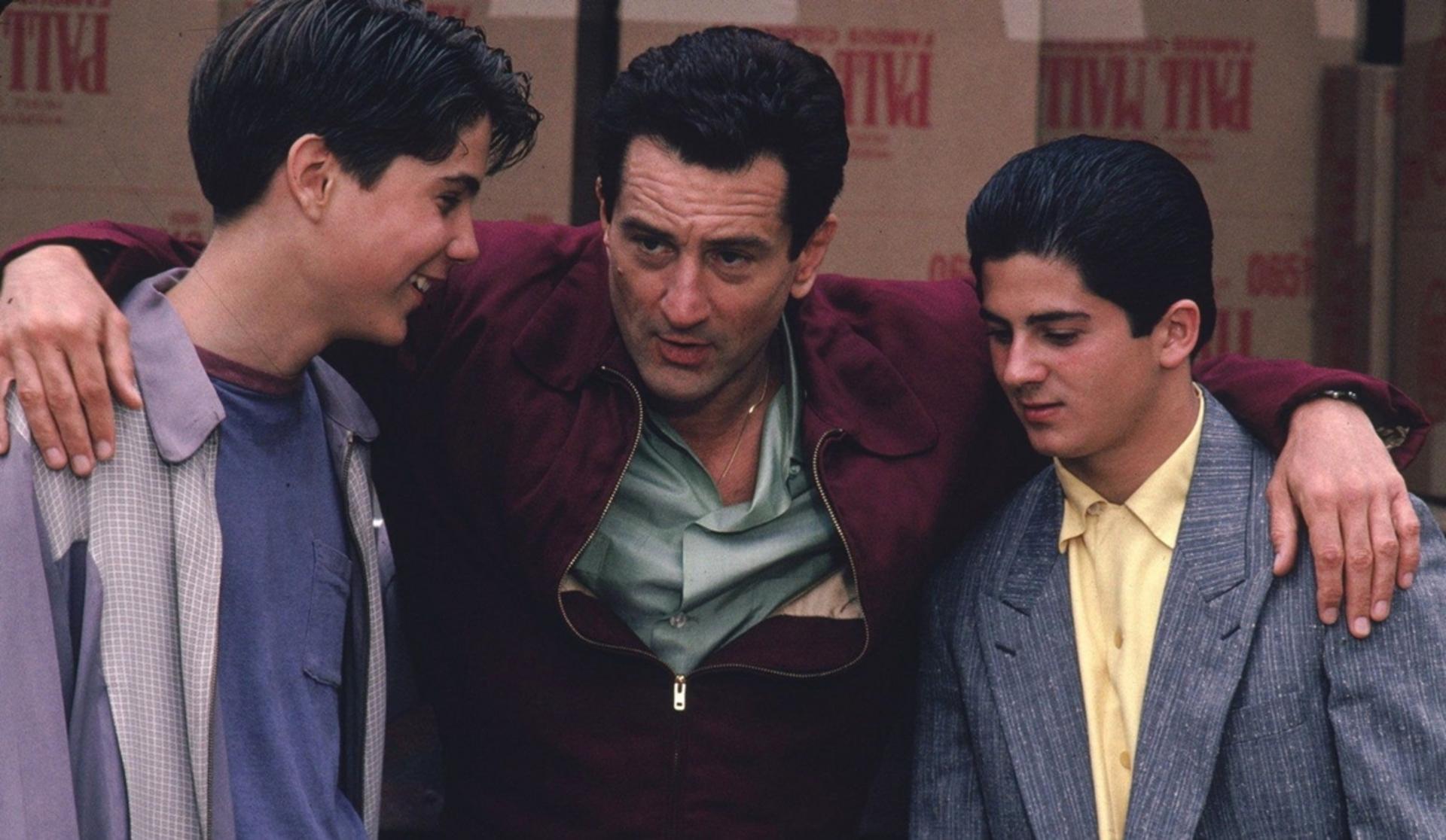 Phim là bức tranh chân thực về sự hào nhoáng và mặt tối của xã hội đen Mỹ