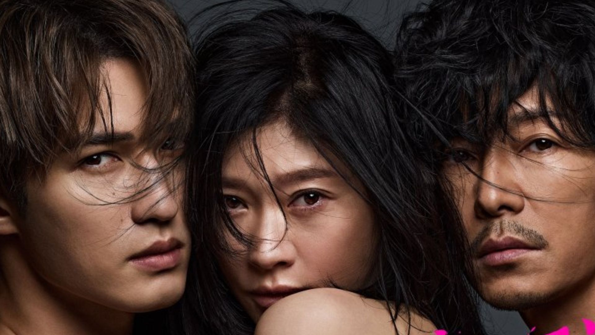 Thanh tra Saeki Yusuke xuất hiện tại trại giam, âm thầm quan sát mối liên kết bất thường giữa Kozue và Reiji