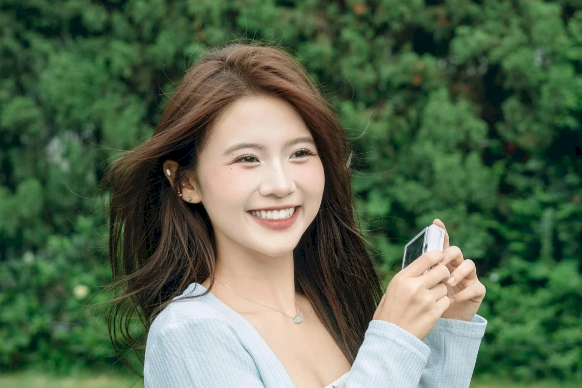 Diễn viên Quỳnh Trang với nụ cười rạng rỡ