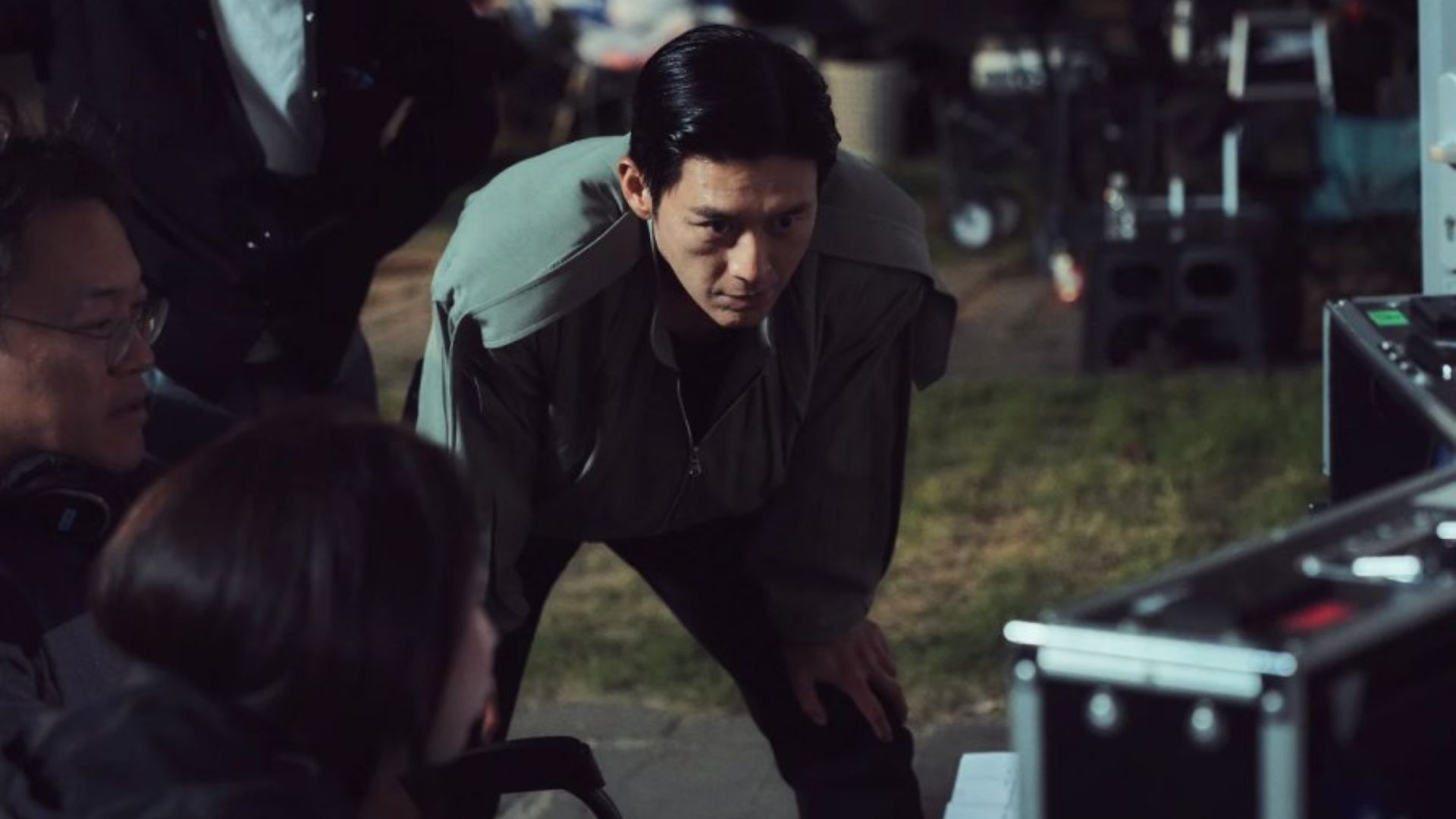 Go Soo hóa thân người đàn ông hoàn hảo đầy bí ẩn