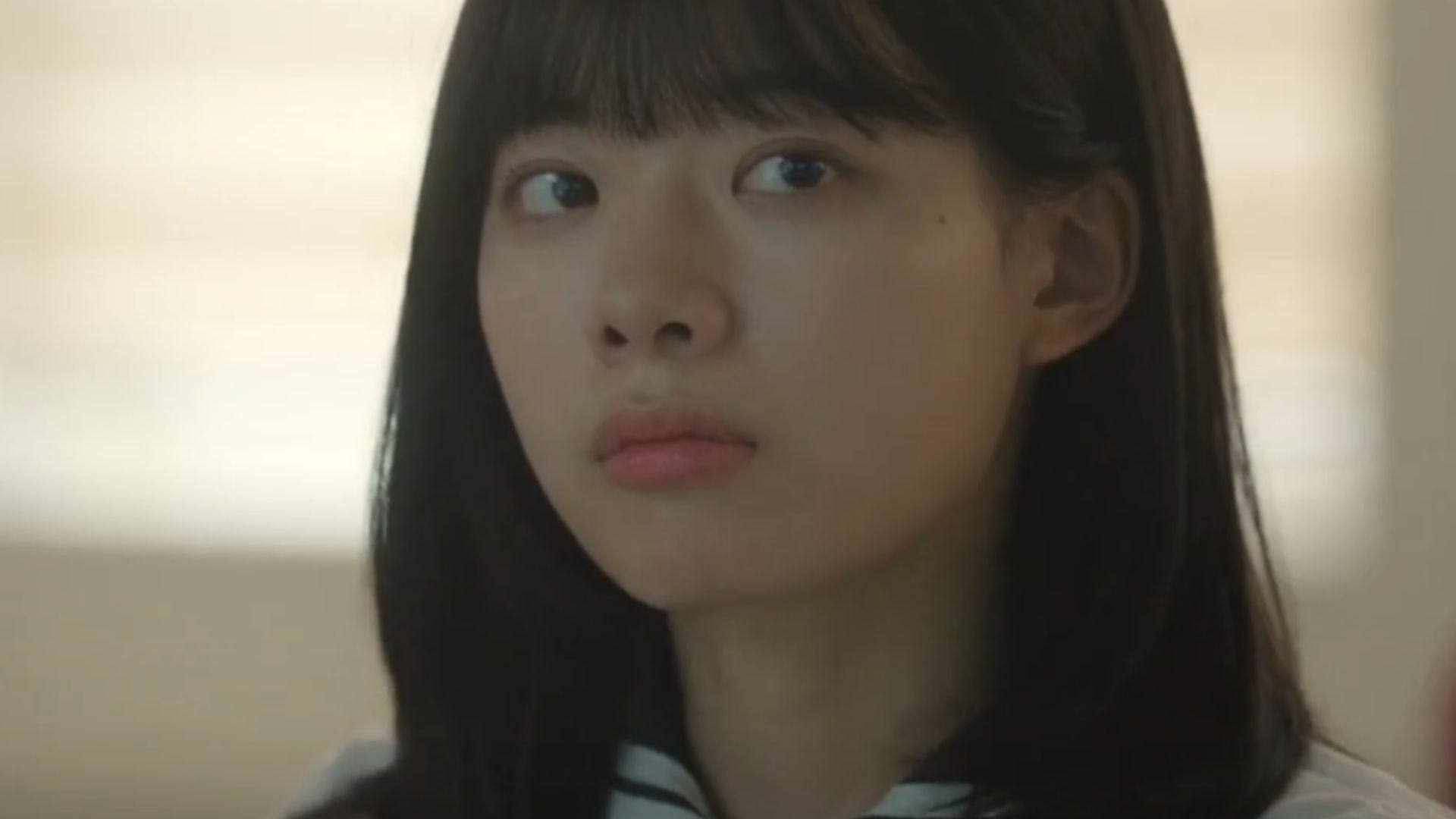 Ánh mắt của Seon Jae Gyu tràn đầy sự nuông chiều khi nhìn Yun Bom cười rạng rỡ trong buổi hẹn hò