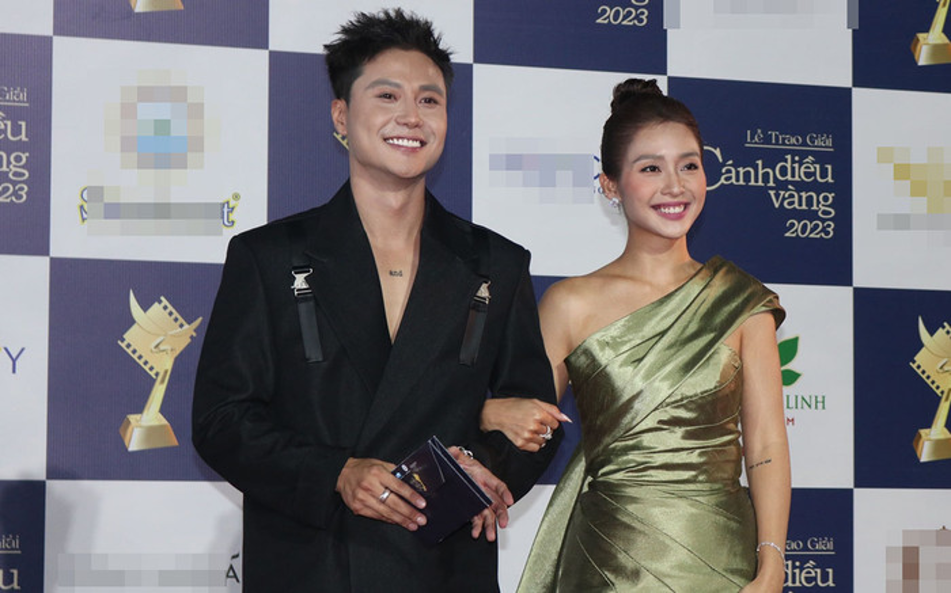 Thanh Sơn rạng rỡ và lịch lãm khi xuất hiện tại sự kiện trao giải danh giá dành cho các diễn viên truyền hình