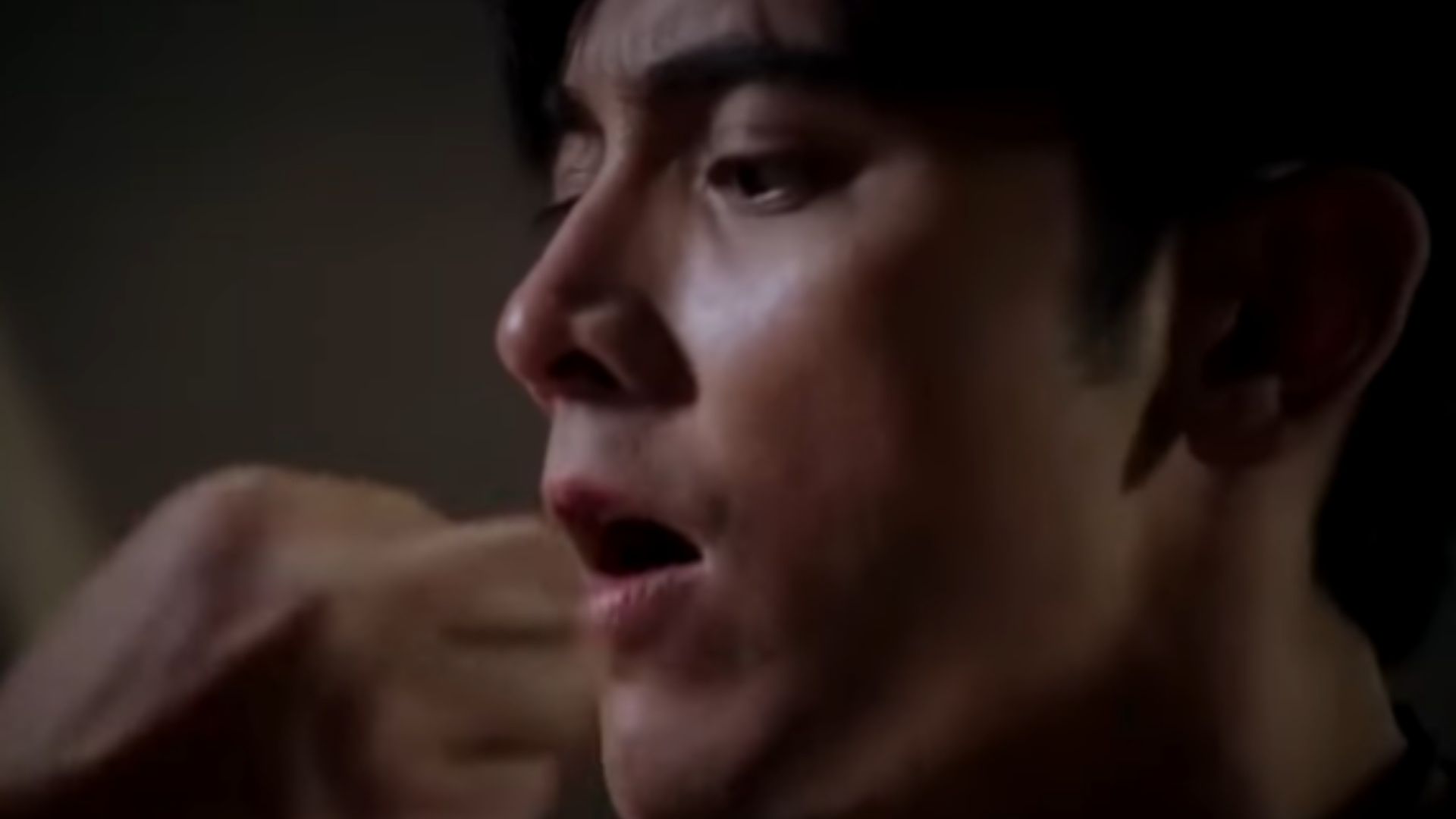 Yiwha nỗ lực vượt qua rừng sâu để thoát khỏi sự truy sát, trong khi Yiam bắt đầu cảm nhận được cái giá phải trả khi sử dụng ma thuật đen