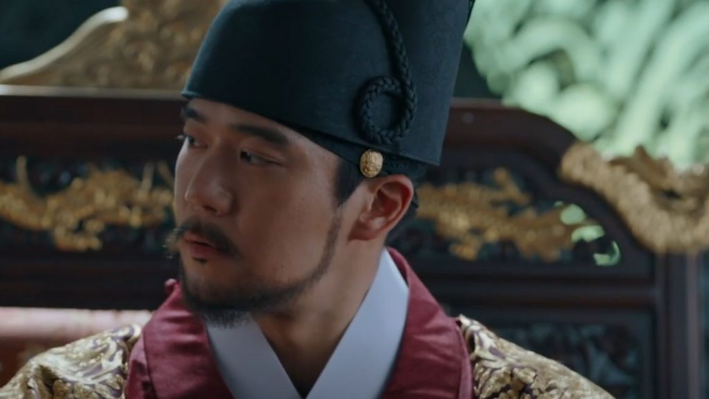 To My Beloved Thief tập 3: Yi Yeol và Hong Eun Jo chật vật che giấu thân phận sau khi hoán đổi linh hồn