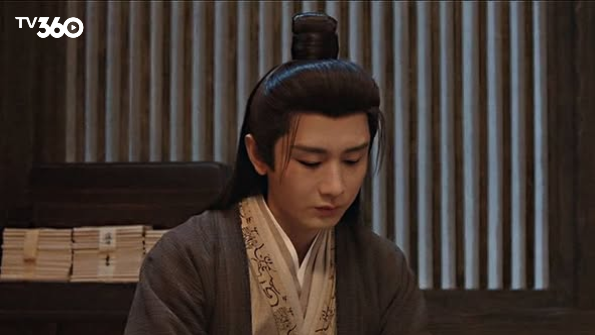 Hỗn loạn chợ Tây, dòng tiền đen lộ diện, hiểm nguy cận kề