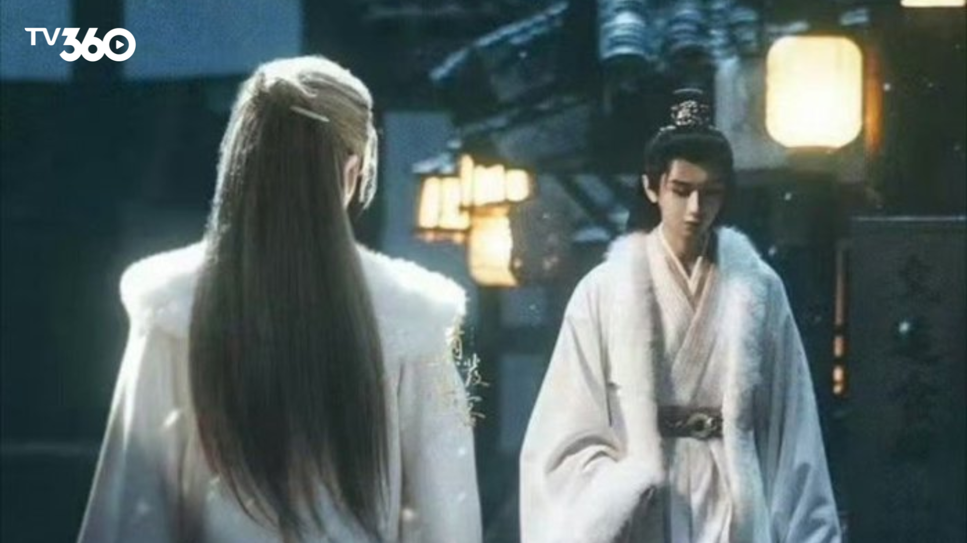 Trong bóng tối, kẻ thật sự điều khiển mọi thứ cuối cùng cũng hé lộ dấu vết