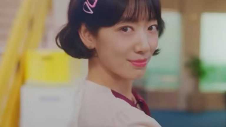 Undercover Miss Hong tập 3: Hong nỗ lực trực tiếp thâm nhập phòng VIP và đối đầu với thế lực bóng tối