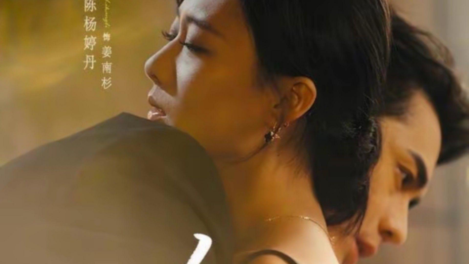 Mùa Hè Hoa Nở Không Tàn thể loại ngôn tình, đô thị nội dung xoay quanh việc hóa giải những hiểu lầm trong quá khứ