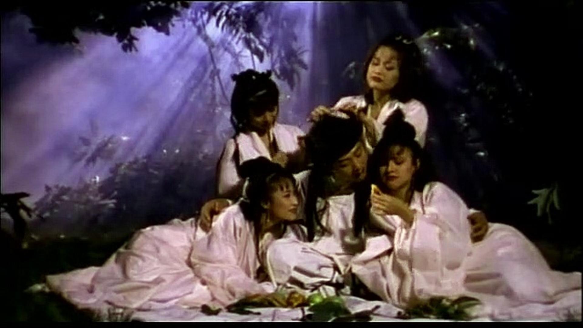 Vẻ đẹp liêu trai quyến rũ bậc nhất lịch sử điện ảnh Hoa ngữ.