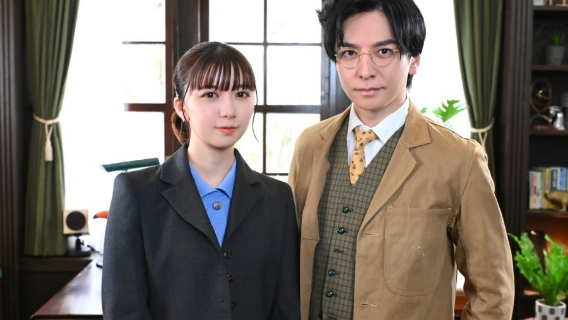 Ichiha Shibata miệt mài ghi chép lại những phân tích sắc sảo của Tsukasa Shido về thế giới động vật để áp dụng vào thực tế trong tập 2