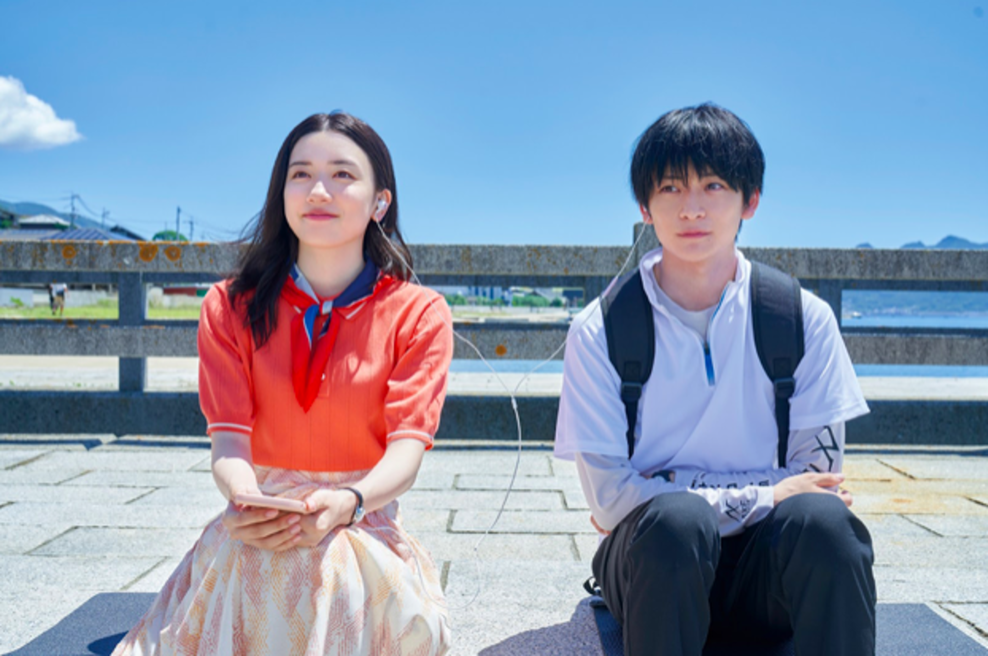 Màn tái ngộ ngọt ngào giữa những người trưởng thành mang trái tim thanh xuân.