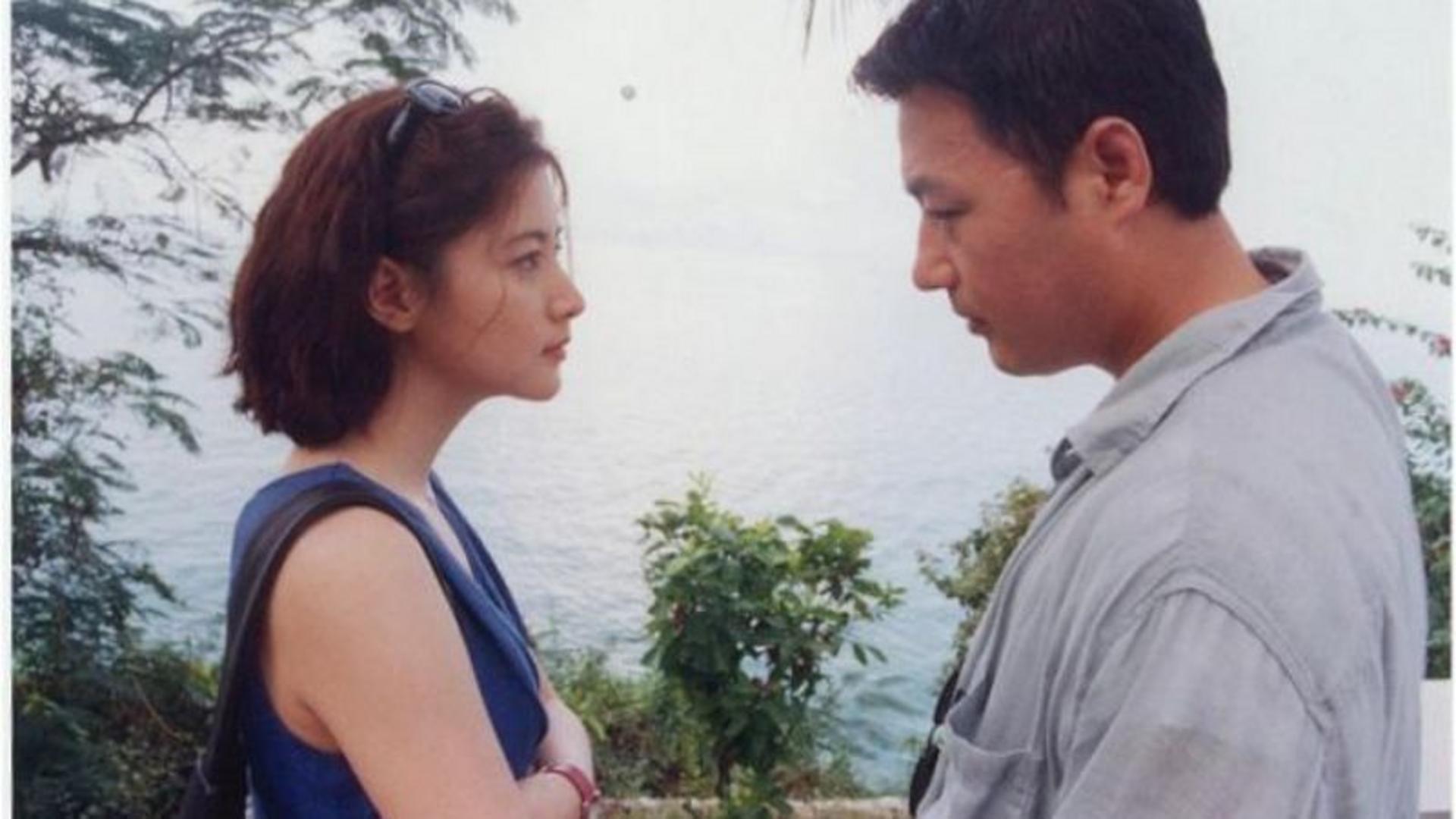 Những khoảnh khắc rực rỡ nhưng ngắn ngủi của tình yêu giữa bộn bề cuộc sống.