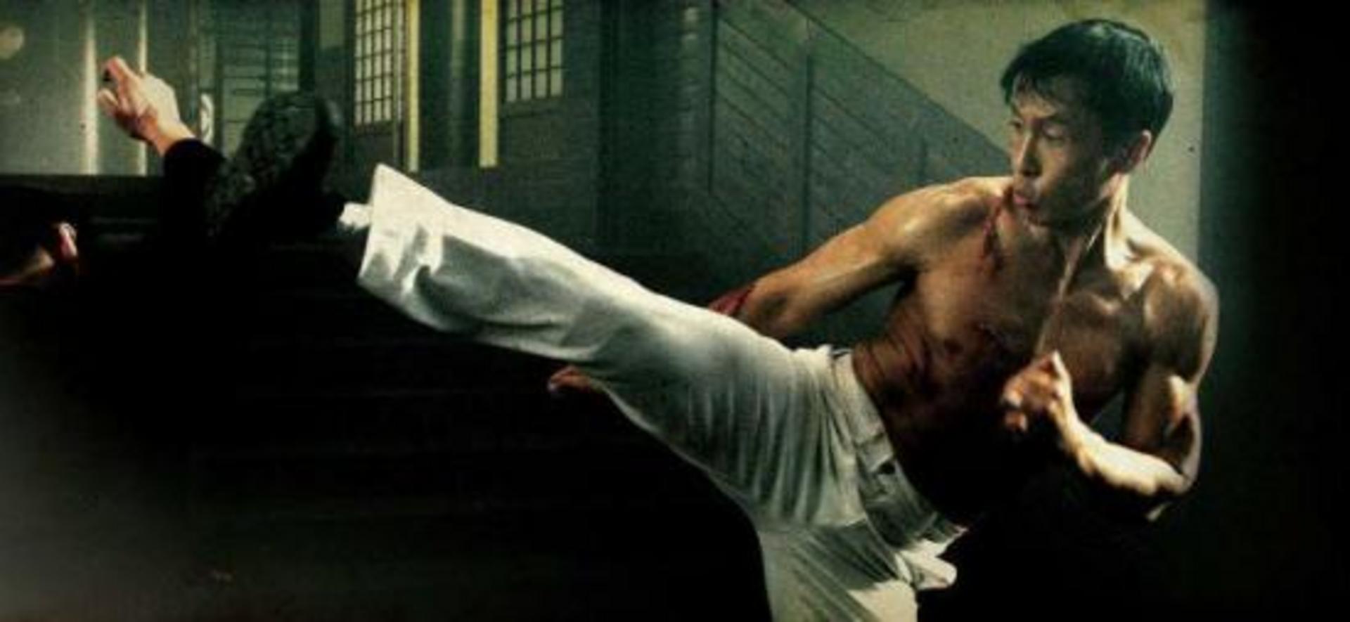 Các màn võ thuật được xây dựng dồn dập, chú trọng tính thực chiến