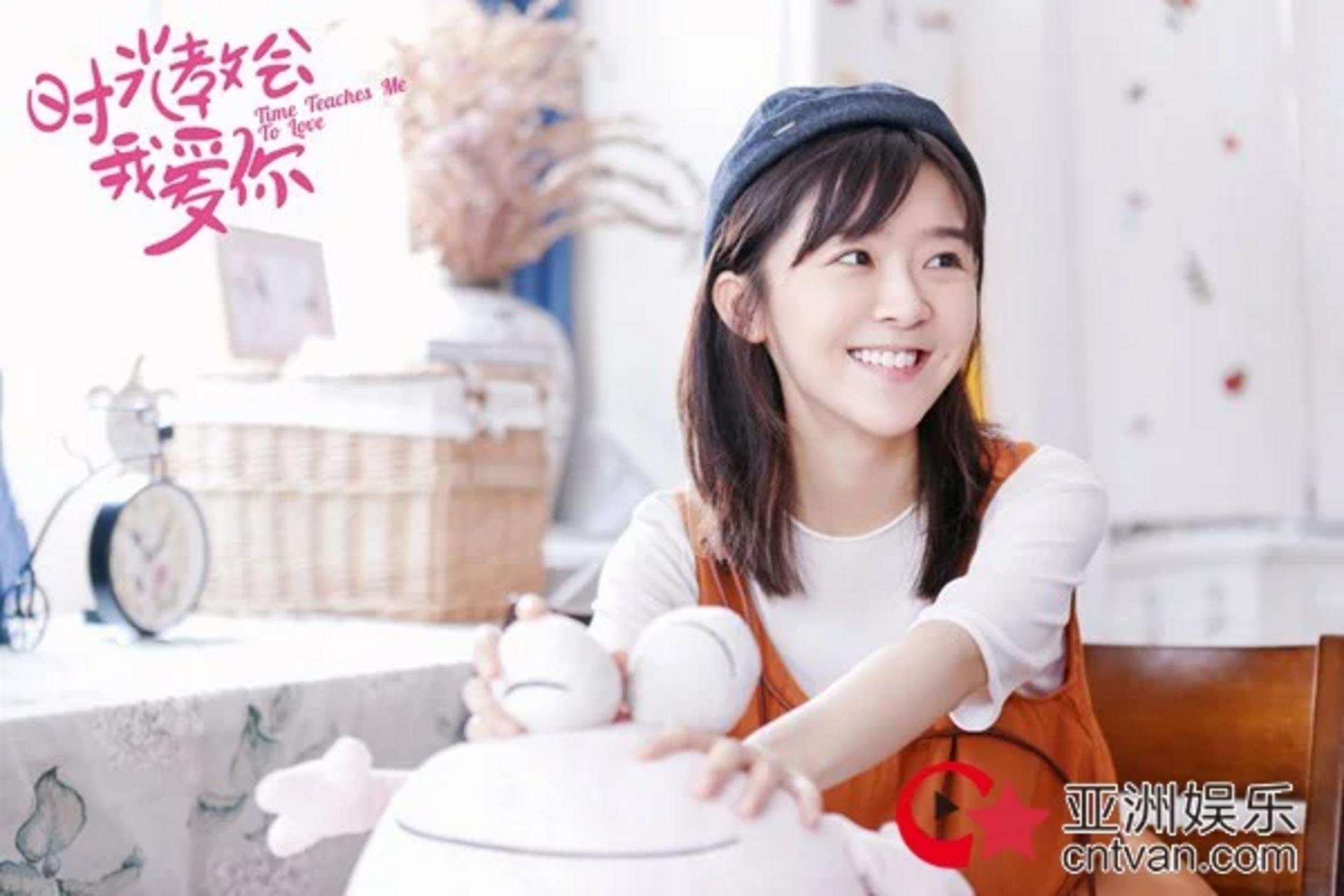 Tình yêu trong phim không ồn ào mà phát triển từ sự đồng hành và thấu hiểu