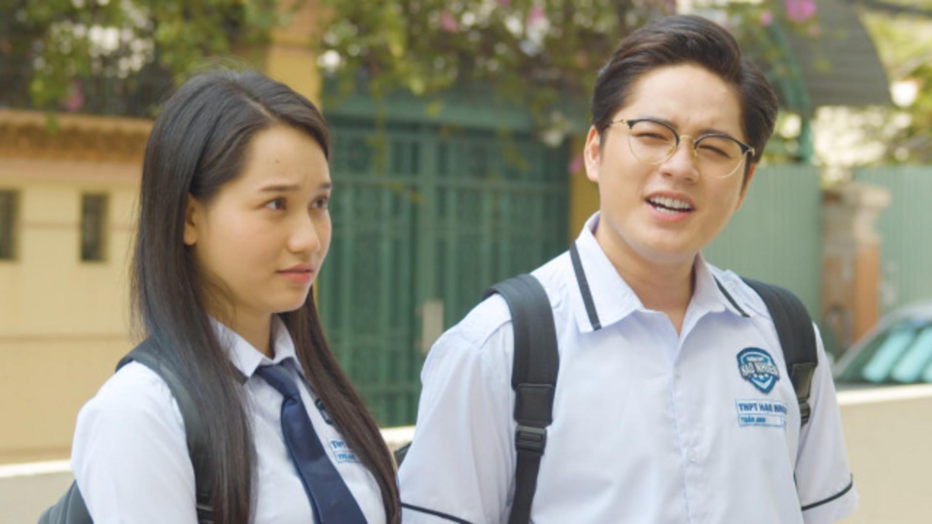 Thanh xuân gõ cửa: Ê nhỏ lớp trưởng, tớ thích cậu từ lúc nào chẳng hay rồi!