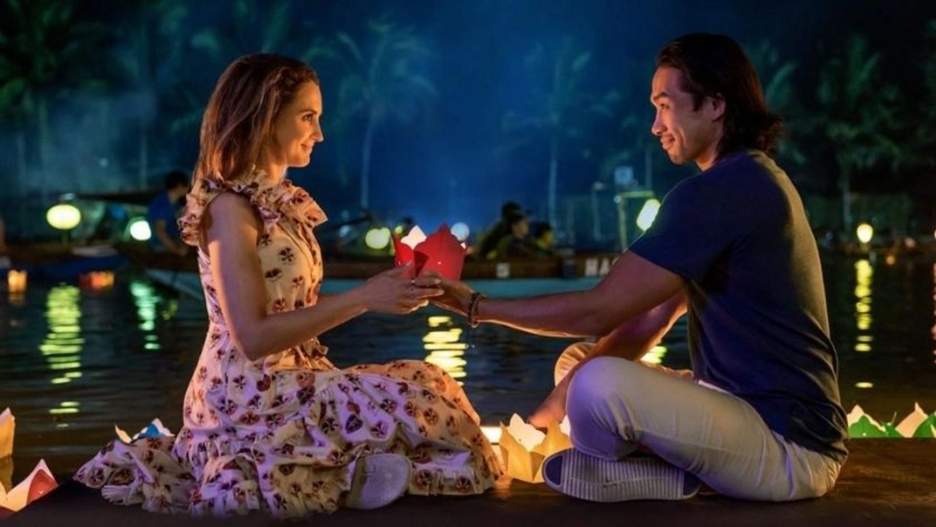 Hành trình tìm lại bản thân và tình yêu trên mảnh đất hình chữ S